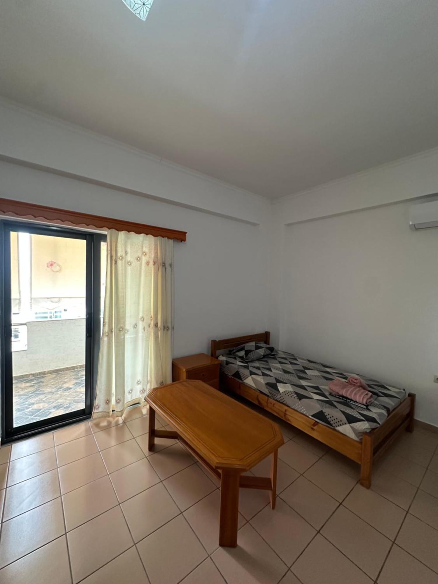 Hyso Vela Hotel